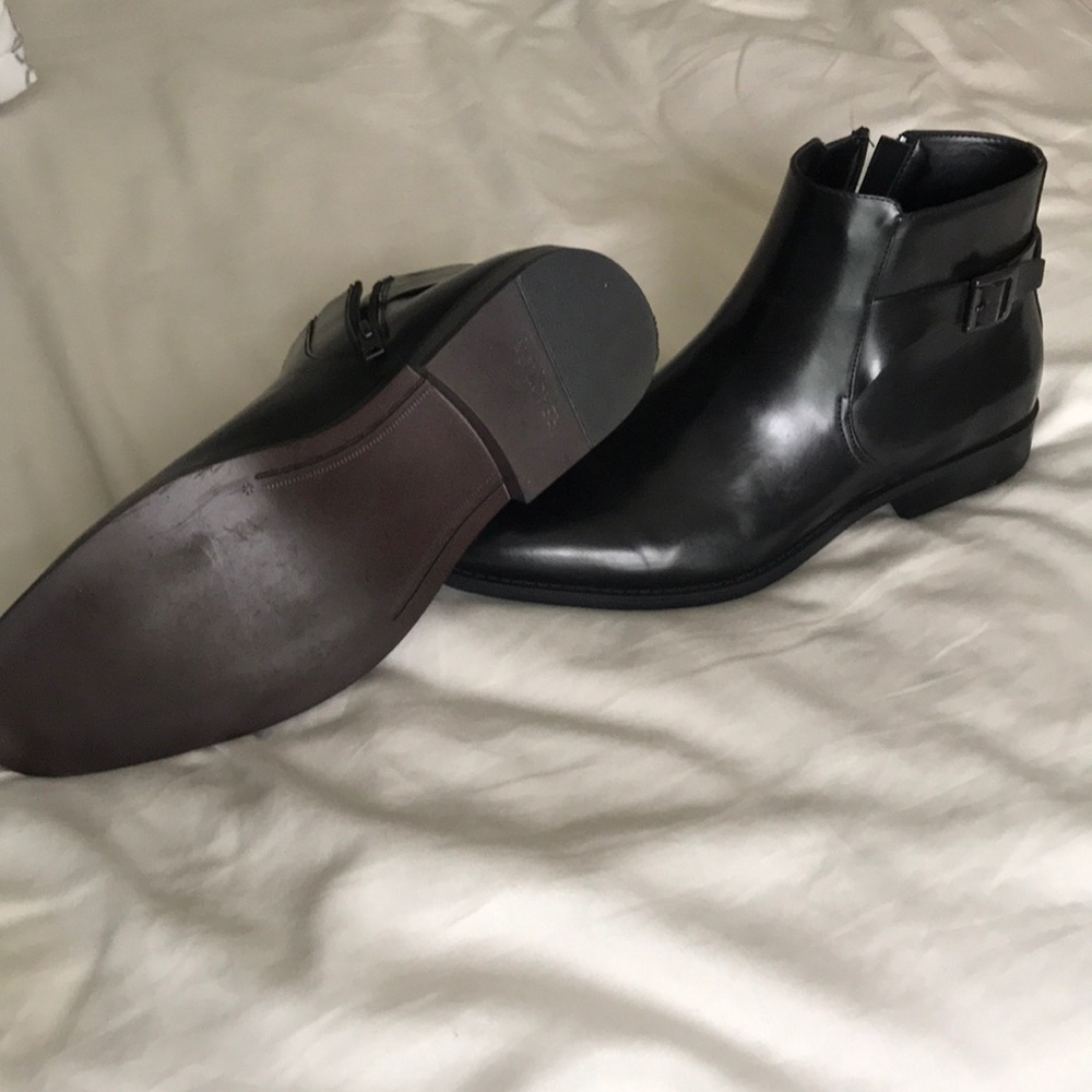 Kenneth Cole Reaction Mid Black Chelsea Boot